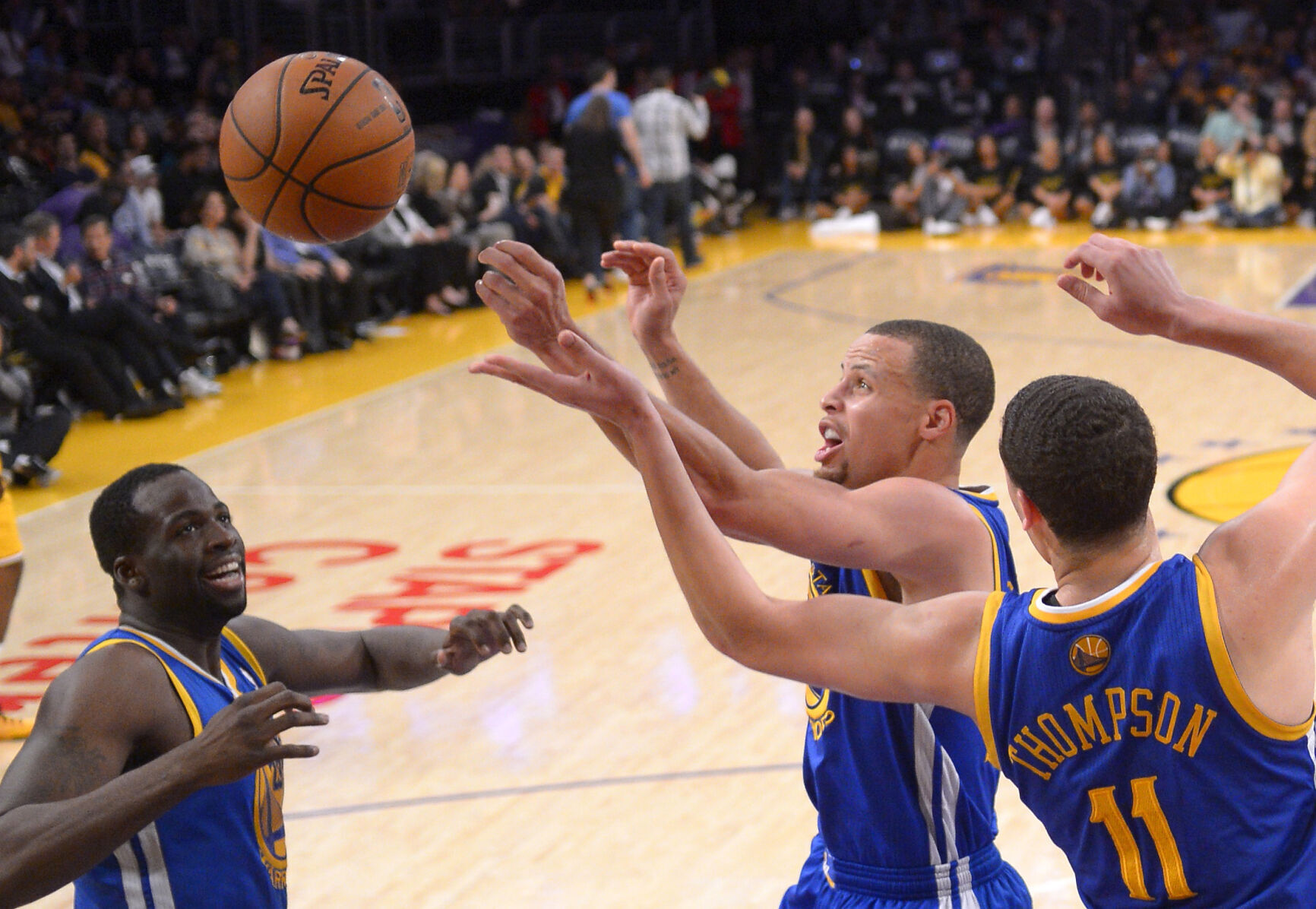 2014: Golden State's win sends Lakers to franchise-low 54th loss of season